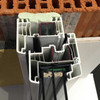 imageye___-_imgi_26_detail_montaz_okna_funkcni_pasky_01b_xl